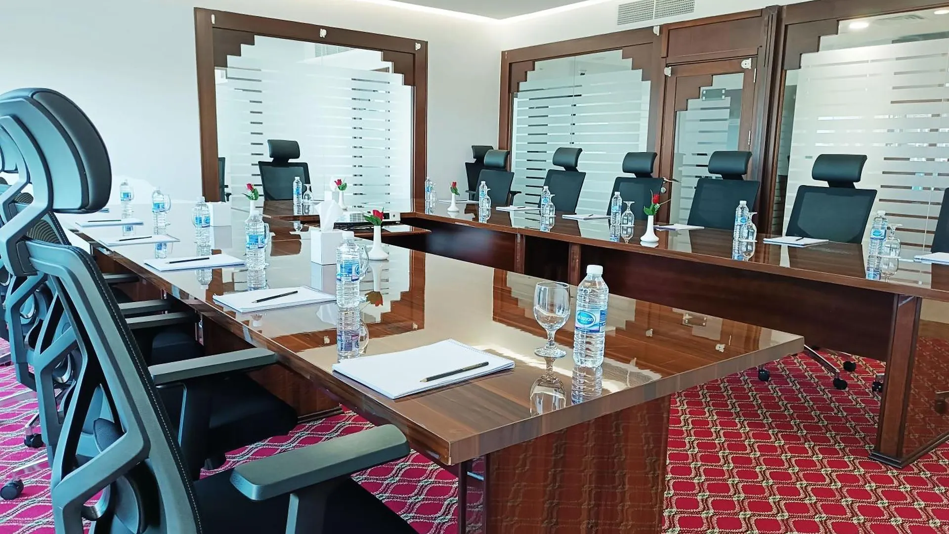 *** Aparthotel Sunday Mega Hotel Sheikh Zayed Road Near Difc Formerly Emirates Grand Hotel Dubai United Arab Emirates