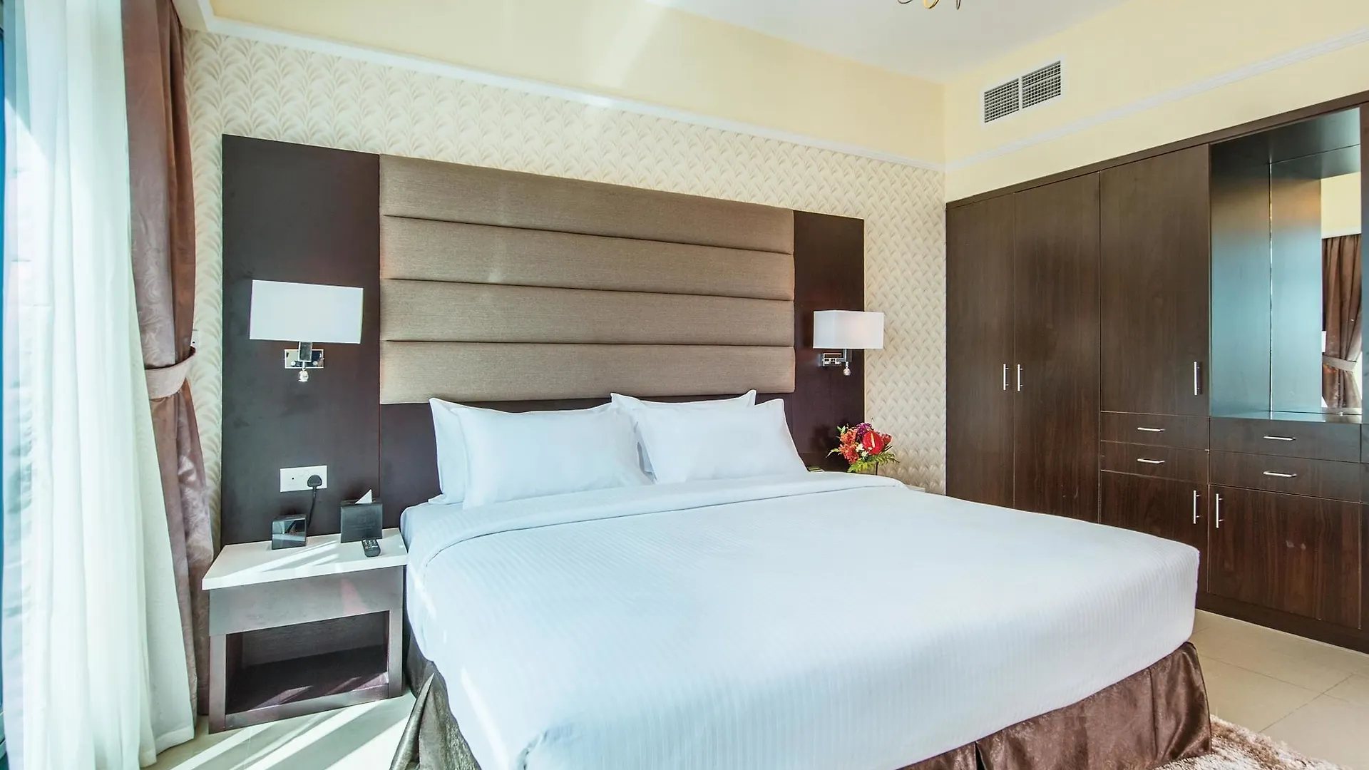 Sunday Mega Hotel Sheikh Zayed Road Near Difc Formerly Emirates Grand Hotel Dubai 3*,  United Arab Emirates