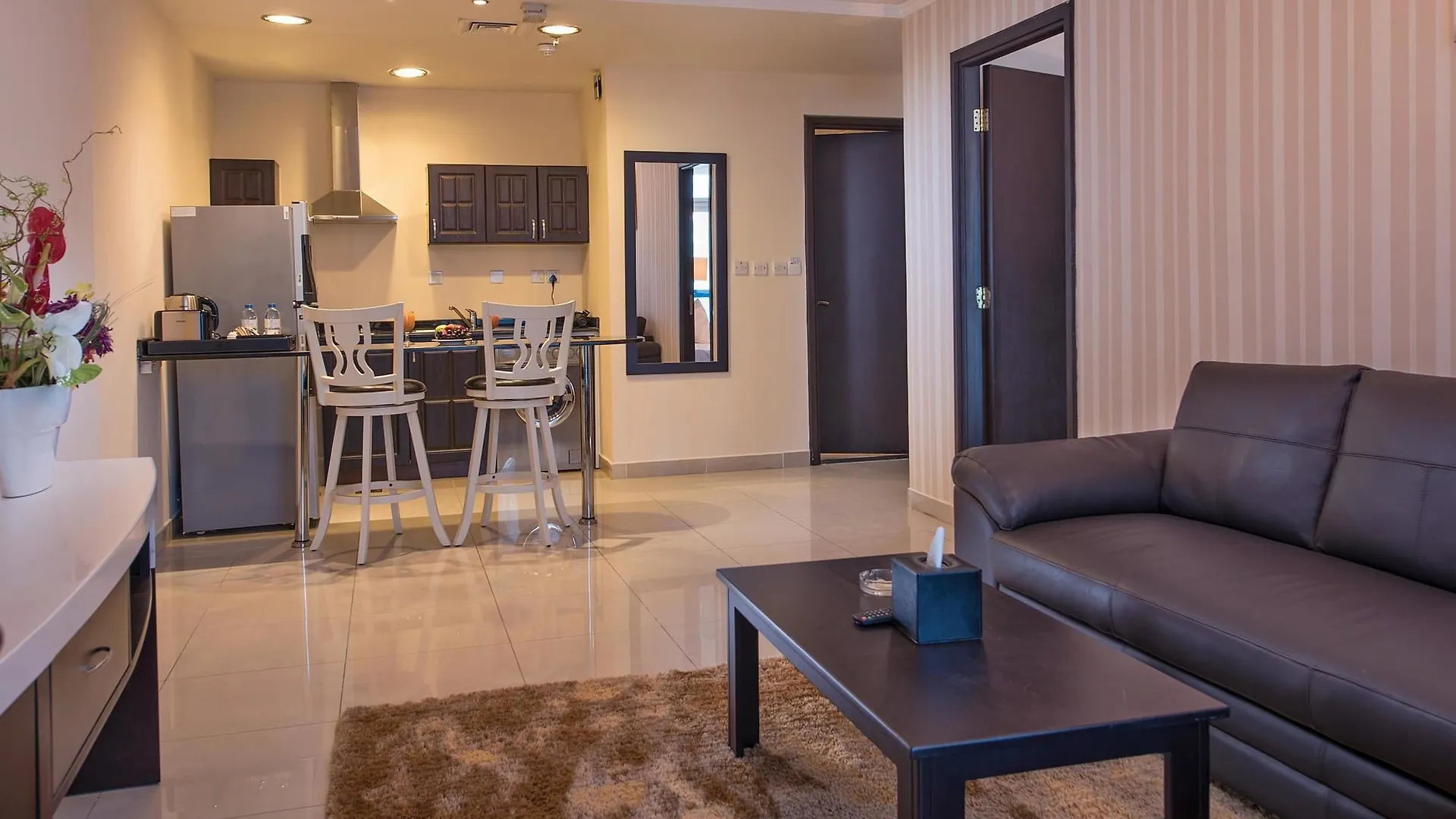 Aparthotel Sunday Mega Hotel Sheikh Zayed Road Near Difc Formerly Emirates Grand Hotel Dubai